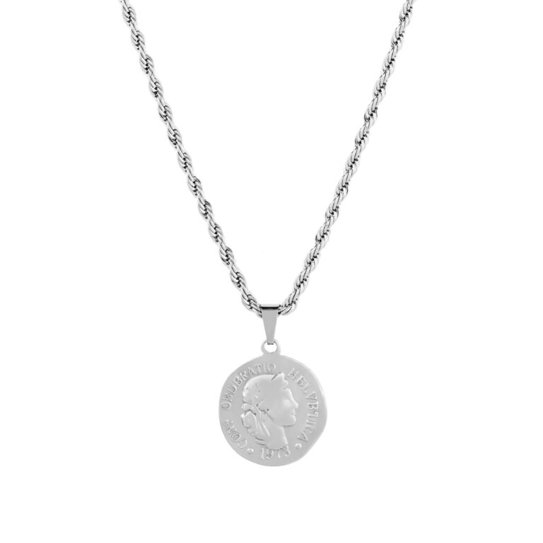 Collar hombre Renton, en color plata, con un detallado colgante grabado en forma de medalla, en acero inoxidable, de la marca Twobrothers.