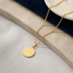 Collar Hombre Dorado Justice - Imagen 4