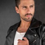 Collar hombre Clayton Dorado, en color dorada, en acero inoxidable, de la marca Twobrothers.