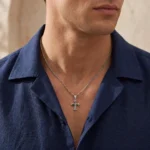 Collar Hombre Cruz con Brillante - Imagen 2