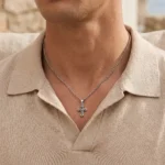Collar Hombre Cruz con Brillante - Imagen 4